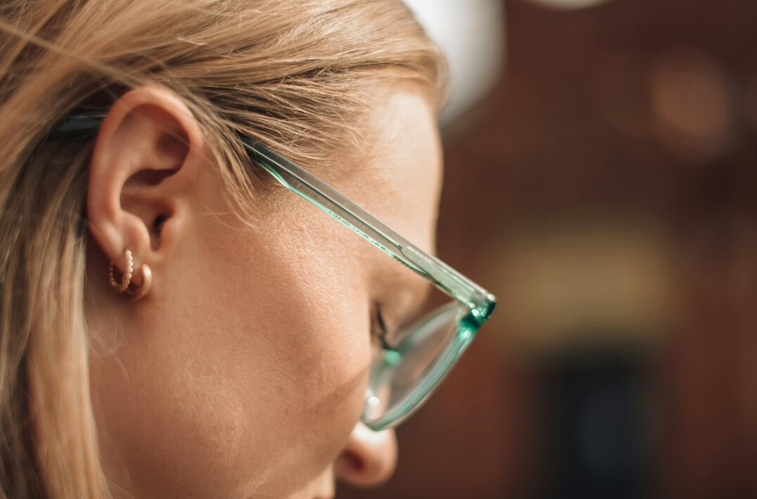 Portrait of a blonde businesswoman with glasses